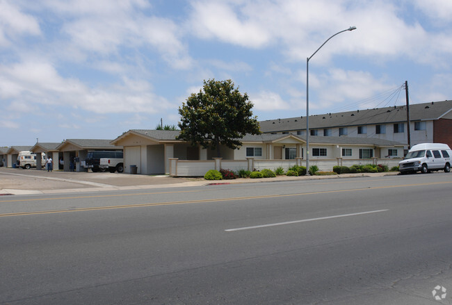 Coronado Village Apartaments - Coronado Villa Apartments