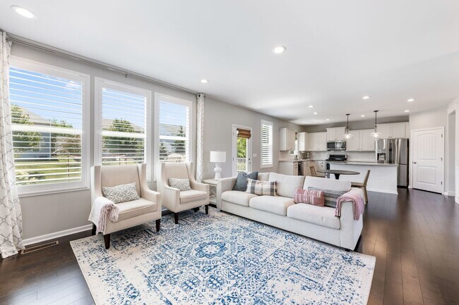 Foto del edificio - 2524 Balsam Cove Rd