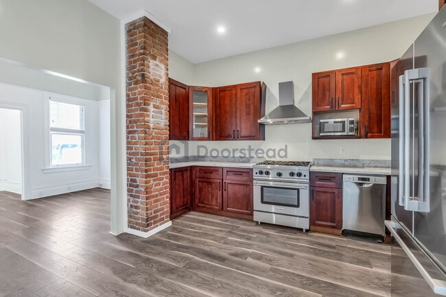 Building Photo - 344 Peralta St