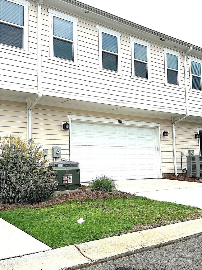Foto del edificio - 228 Overstone Ct