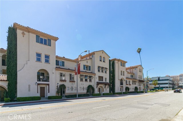 Foto del edificio - 620 E Walnut St