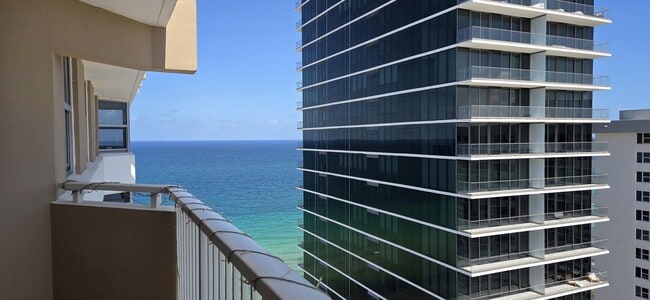 Building Photo - 1980 S Ocean Dr