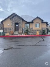 Building Photo - 2434 Khoury Ln