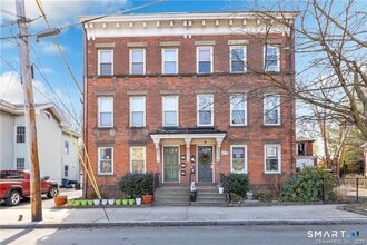 Building Photo - 100 Lyon St