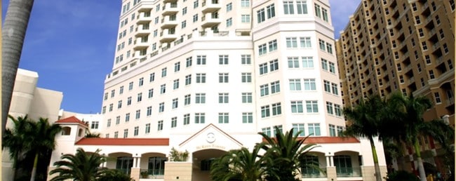 Lourdes Noreen McKeen Residences Apartments - West Palm Beach, FL