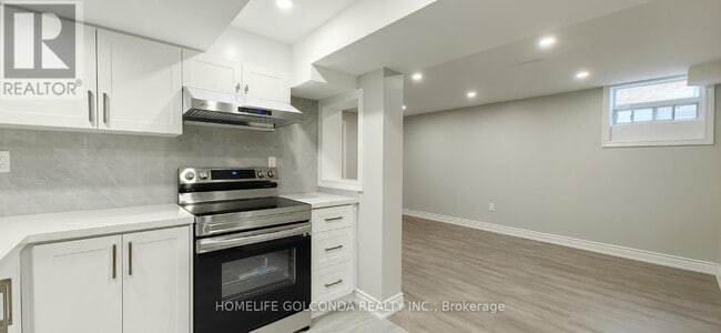 Building Photo - 23 Wigmore Dr