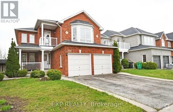 Building Photo - 3134 Innisdale Rd