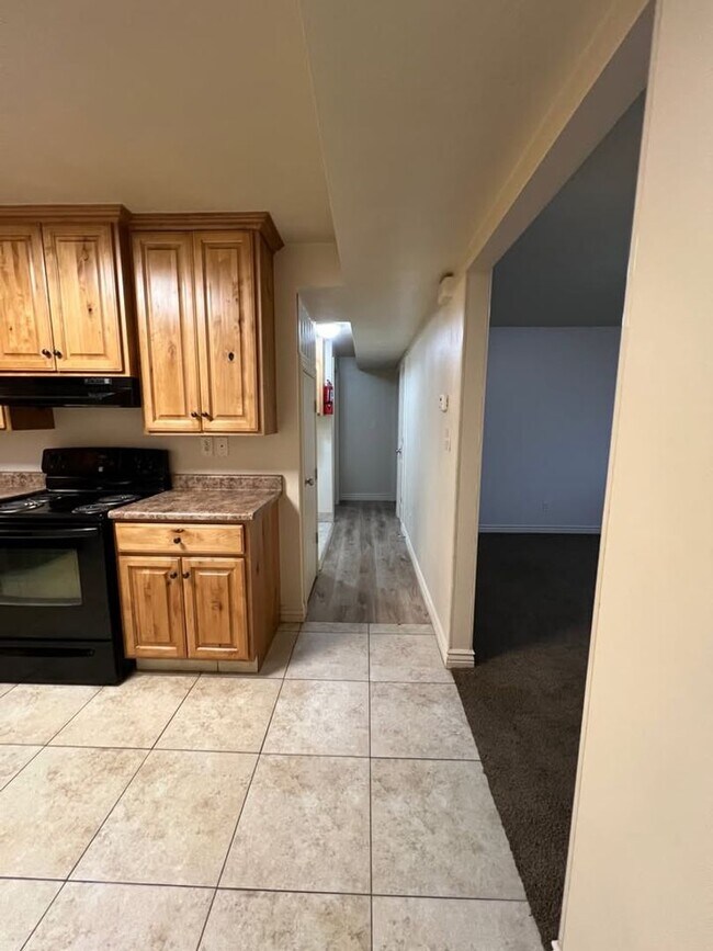 Foto del edificio - Ada-315 E 600 S Springville, UT 84663