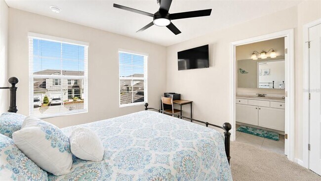 Foto del edificio - 172 Redbud Rd