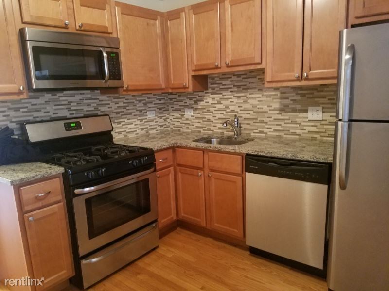 Foto principal - 2109 W Berwyn Ave