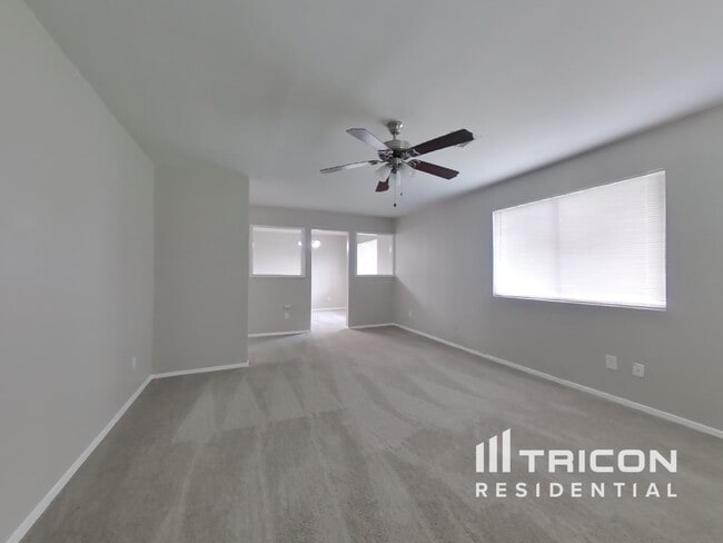 Foto del edificio - 4501 Clover St