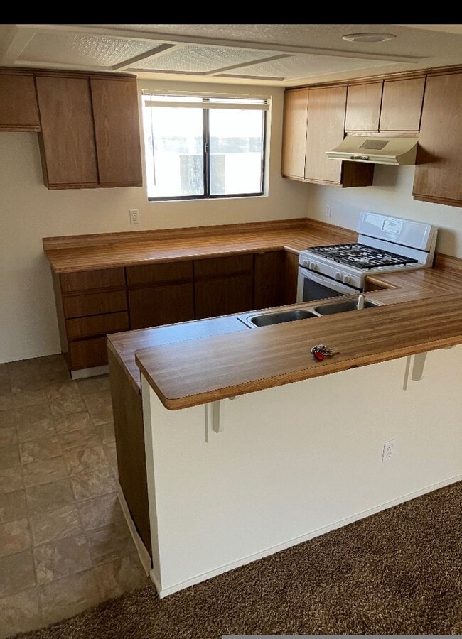 Building Photo - 21311 Golden Hills Blvd