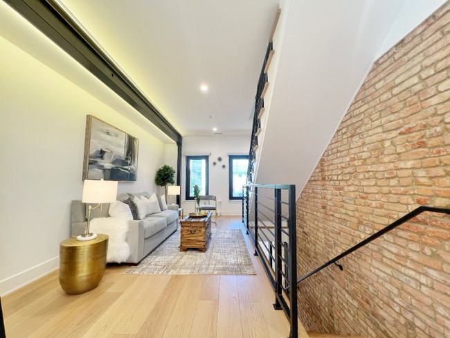 Foto del edificio - 746 Morton St NW