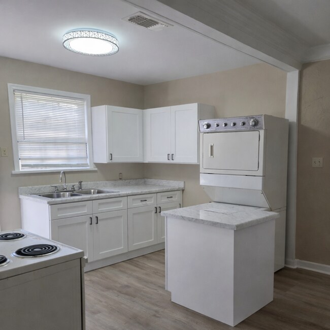 Foto del edificio - Walker duplex