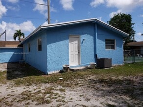 Building Photo - 580 NW 95th St