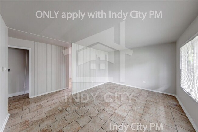 Foto del edificio - 3232 Normandy Rd