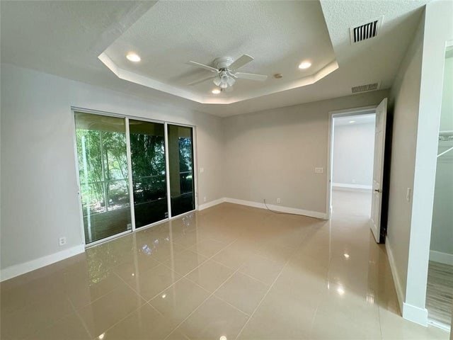 Photo - 236 Belle Grove Ln (Royal Palm Beach, FL) House