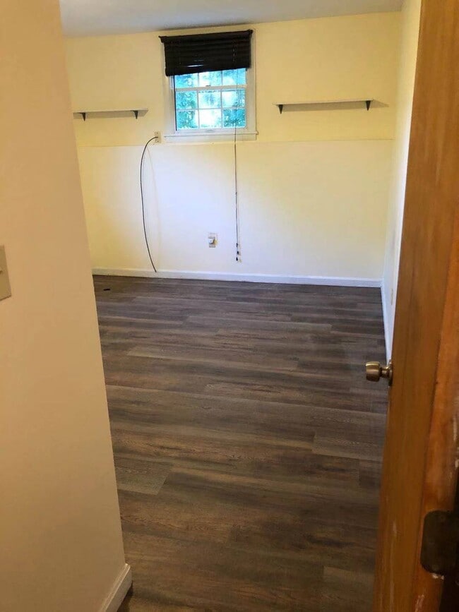 Building Photo - 86 Kriskarli Dr