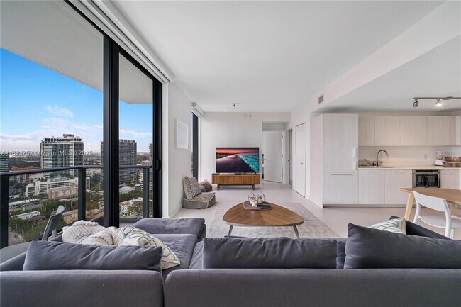 Foto del edificio - 501 NE 31st St