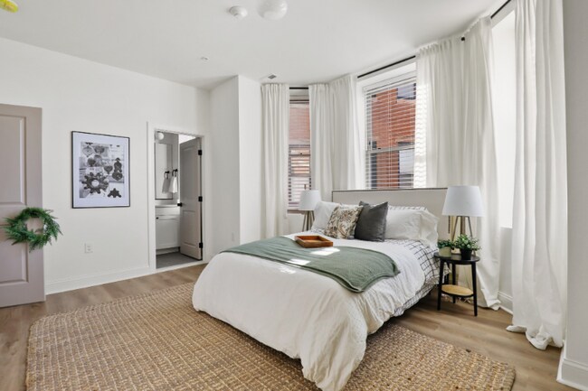 Foto del edificio - 2201 Brookfield Ave