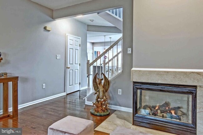 Building Photo - 13 Bridle Ct