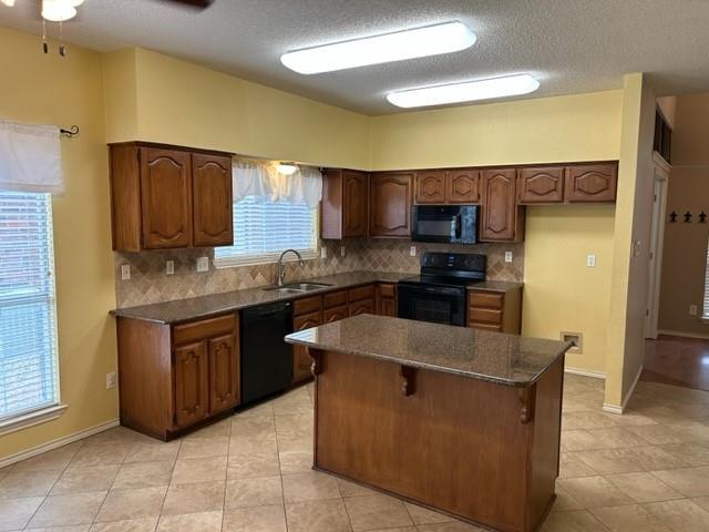 Foto del edificio - 7804 Hardwick Ct