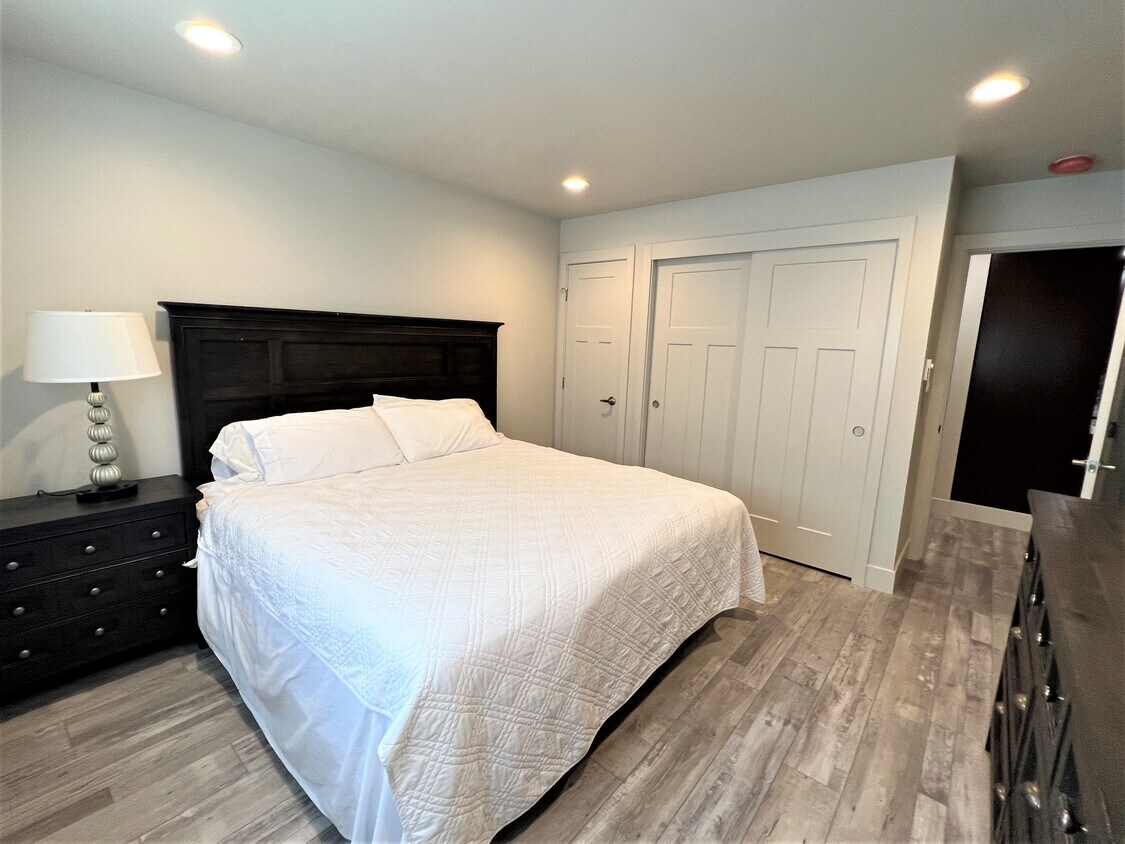 Foto del edificio - 4731 12th Ave NE