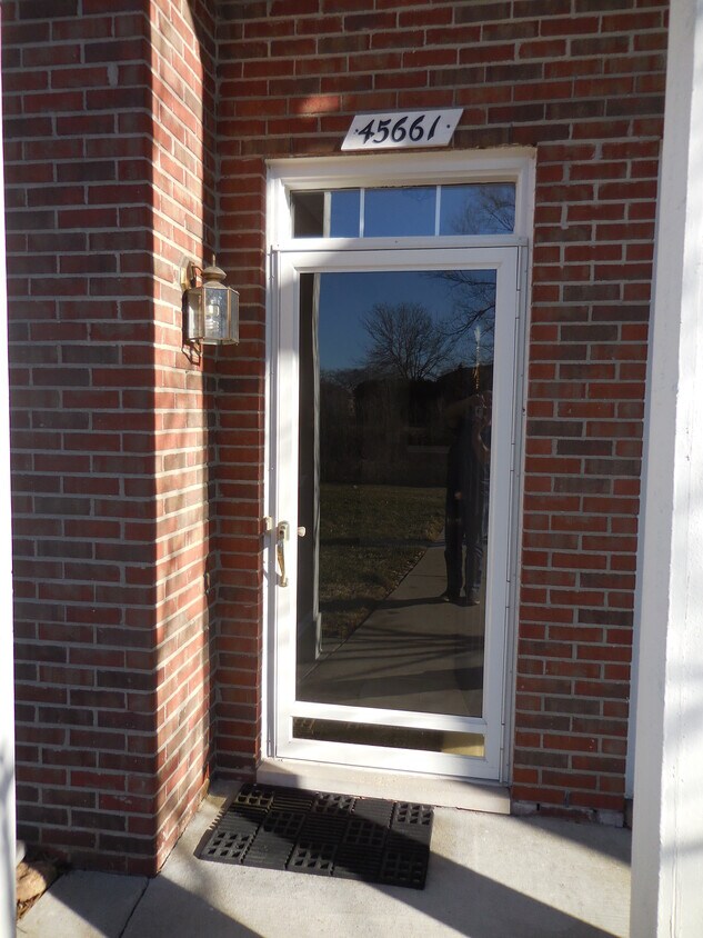 45661 Heather Ridge Dr Unit 45661, MI 48044 Condo for Rent in