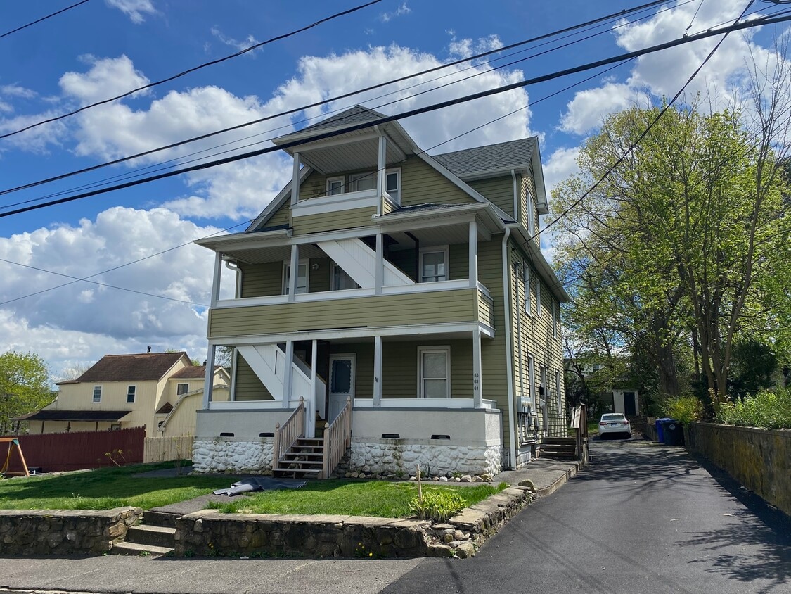 85 Funston Ave Unit 3, Torrington, CT 06790 Room for Rent in