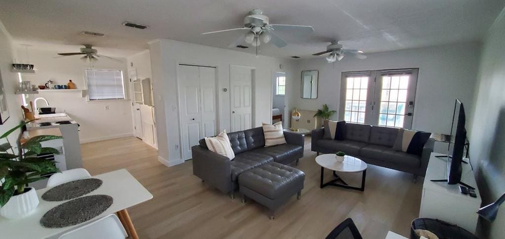 Foto principal - 117 W Davis St