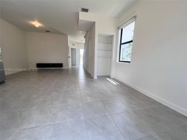Foto del edificio - 12860 SW 232nd Ter