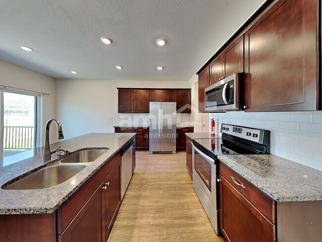 Building Photo - 2467 E Tumbleweed Rd