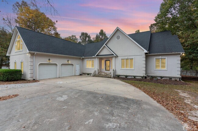 Foto del edificio - 310 Stonebrook Dr