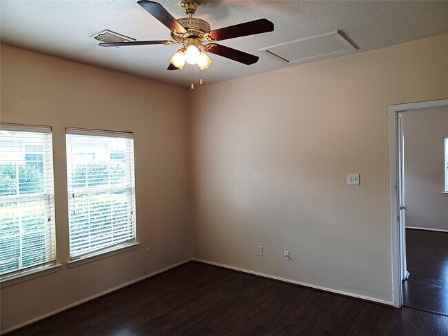Foto del edificio - 20526 Patriot Park Ln