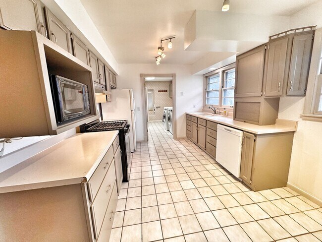 Foto del edificio - One level living in Minnetonka