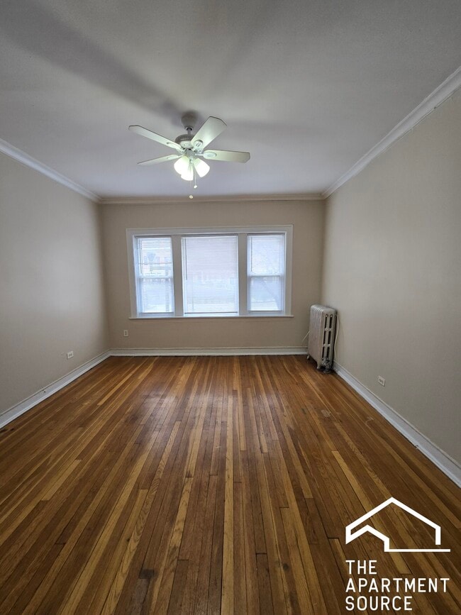 Foto del edificio - 7749 N Sheridan Rd