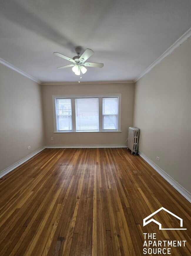 Photo - 7755 N Sheridan Rd Apartment