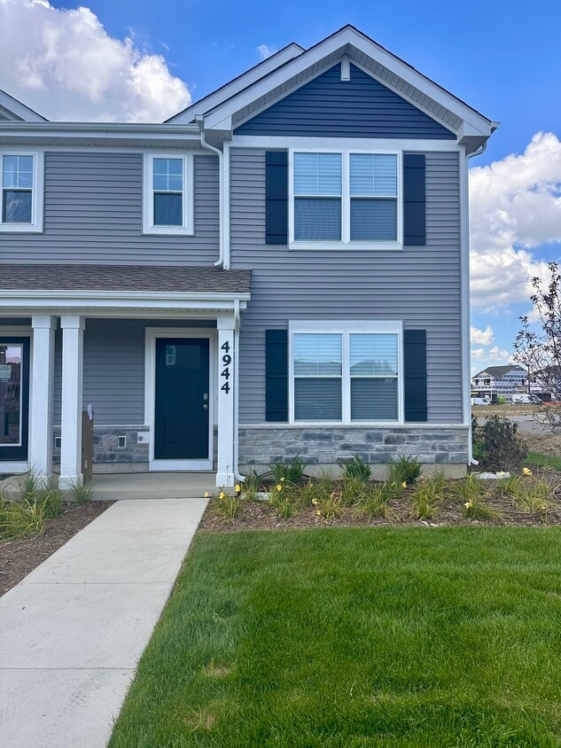 Foto principal - 4944 Yates Rd
