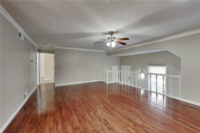 Building Photo - 4505 Laurie Ln SW