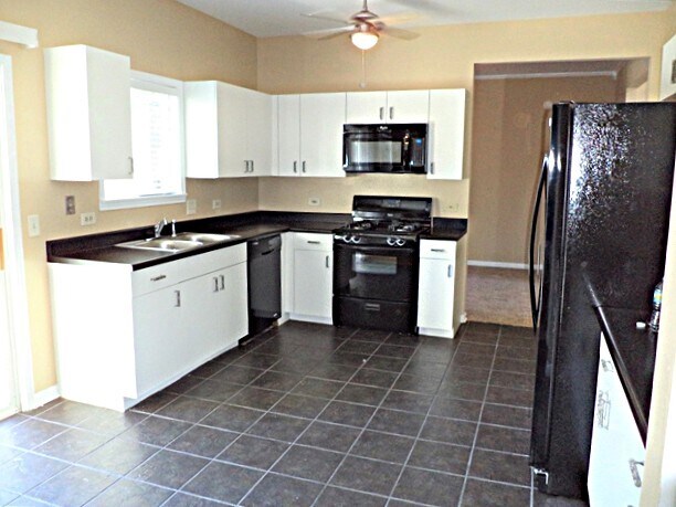 Foto del edificio - 8601 Sycamore Ct