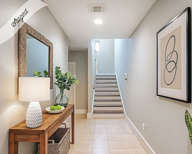 Foto del edificio - 404 Parker St