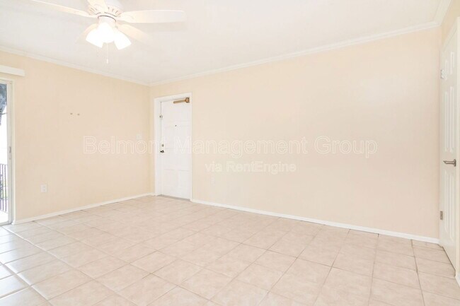 Foto del edificio - 644 N Knowles Ave