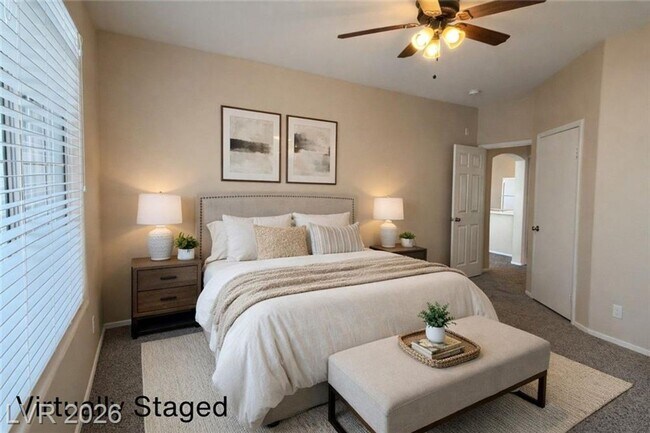 Foto del edificio - Green Valley 1BR Condo with Quartz Counters, Pool & Covered Parking