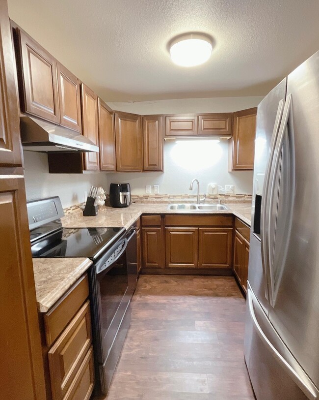 Kitchen - 8001 E 3rd Ave