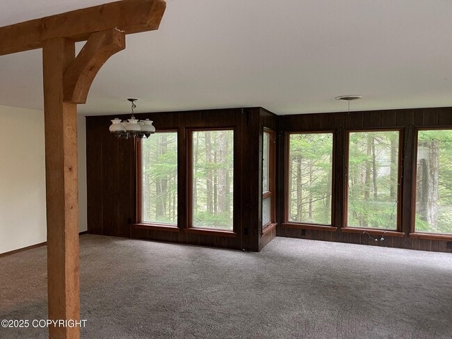 Building Photo - 772 Amundson Way