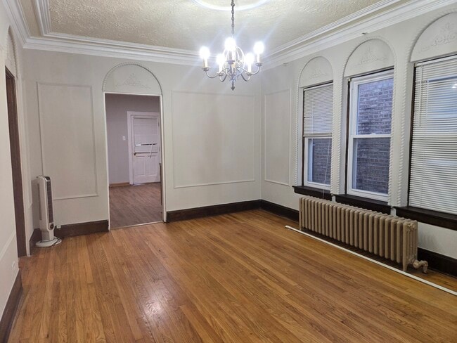 Building Photo - 3141 N Luna Ave
