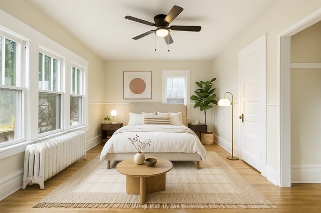 Building Photo - 712 Cedar Lake Rd S