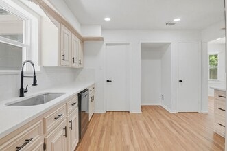Building Photo - 17807 Asphodel Ln
