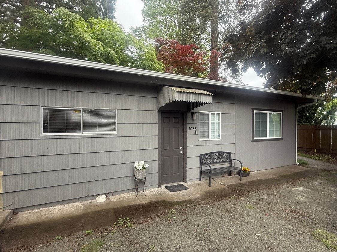 Primary Photo - Detached 1 Bed 1 Bath ADU Pet Friendly