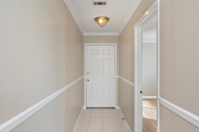 Building Photo - Waterfront Condo in Mary Esther!